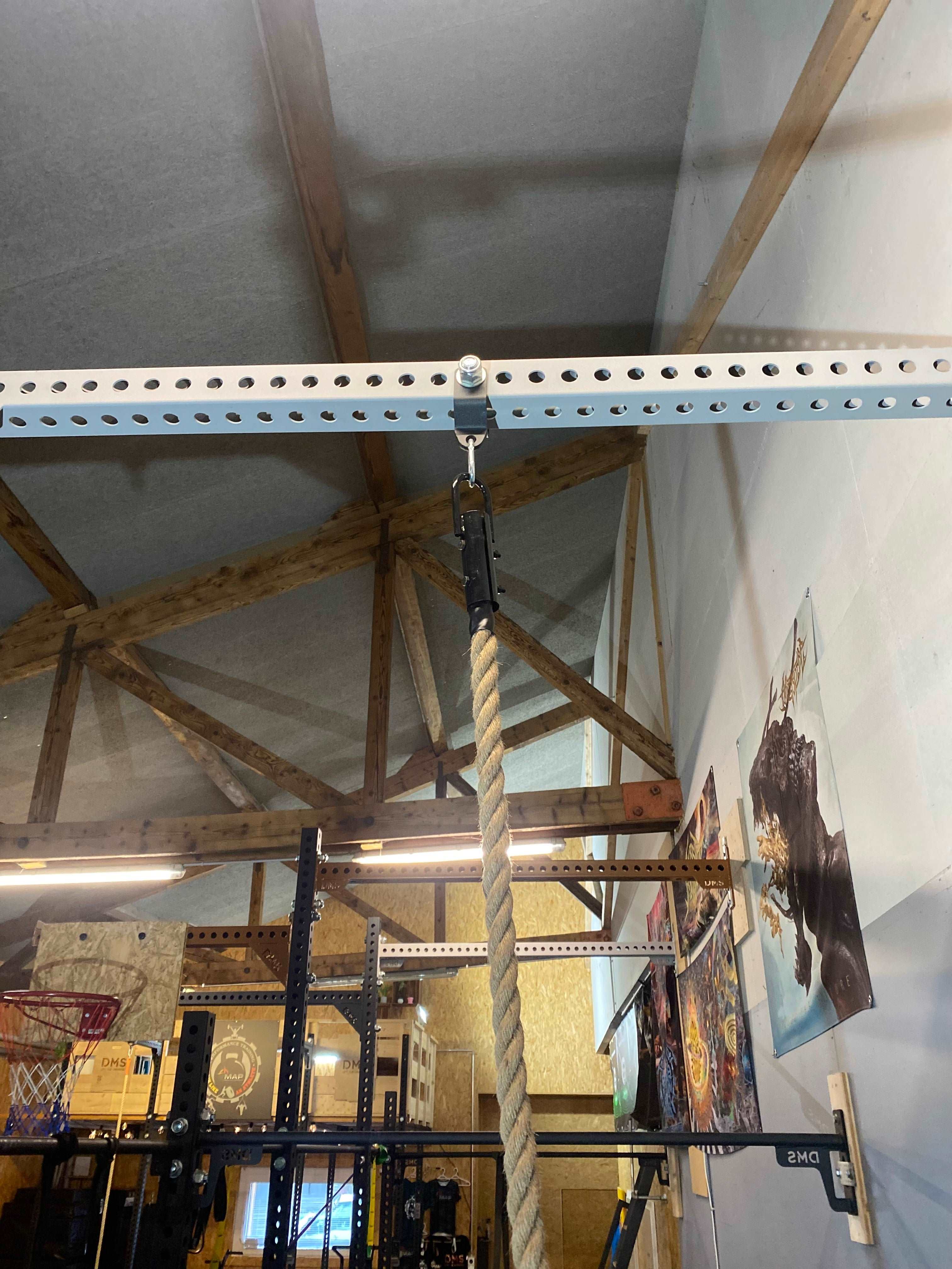 STD SHACKLE WITH CARABINER