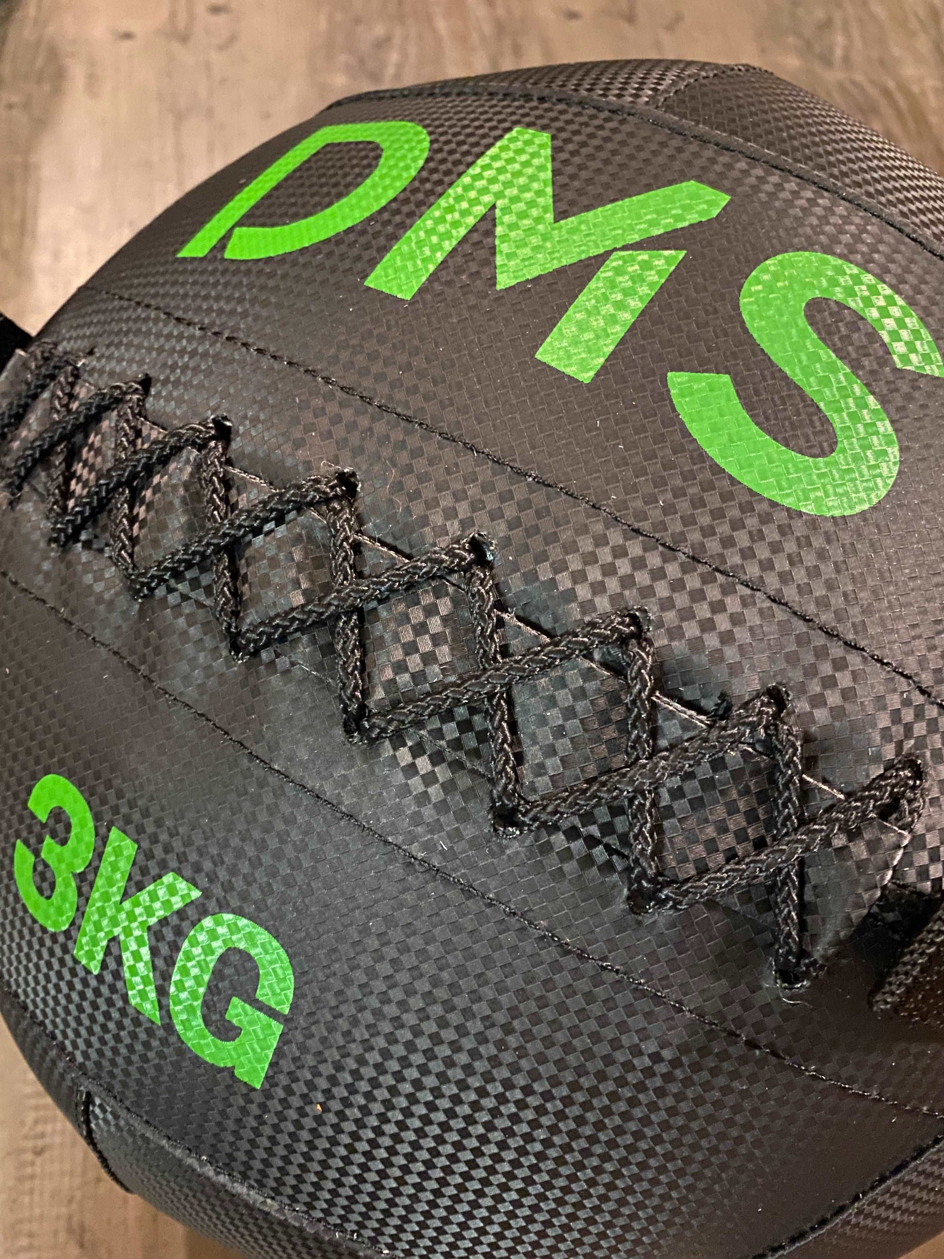 Endurance Wall Ball 1000D PVC Carbon Fiber